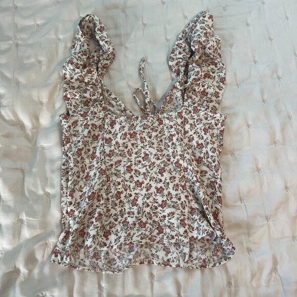 Misguided Size 6 Floral Top - Picture 3 of 3